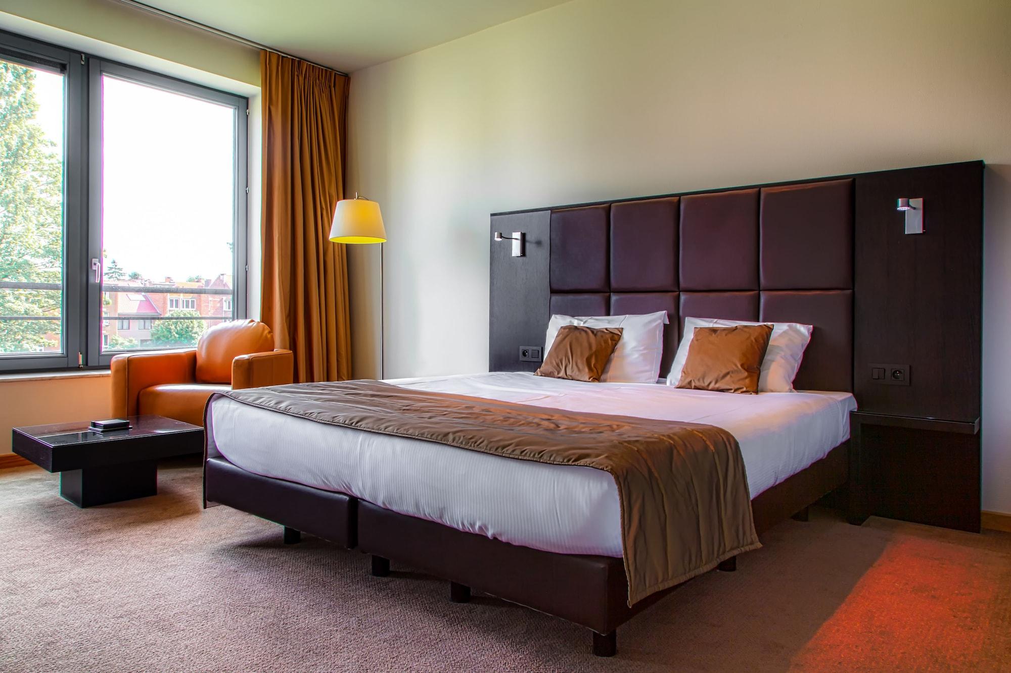 Diamant Suites Brussels Eu Etterbeek Экстерьер фото