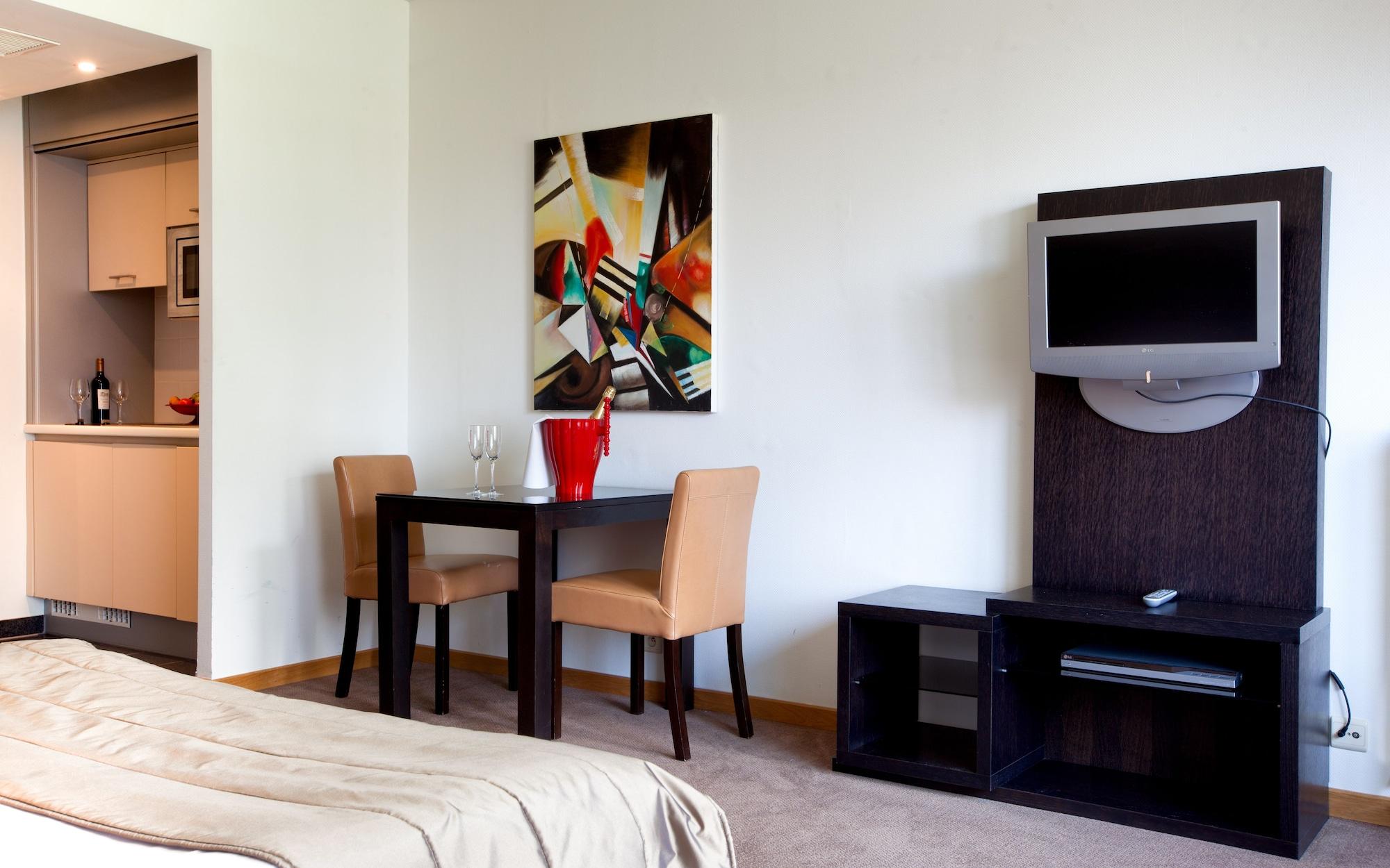 Diamant Suites Brussels Eu Etterbeek Экстерьер фото