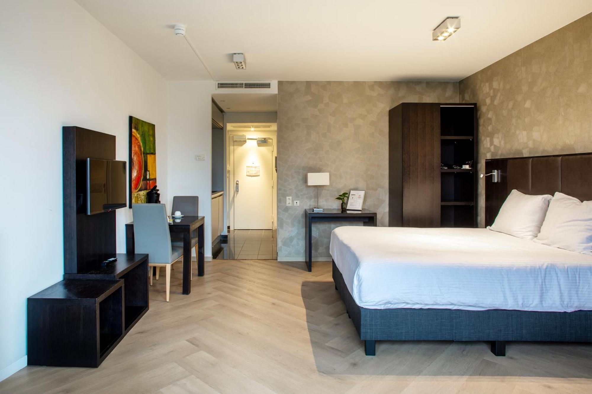 Diamant Suites Brussels Eu Etterbeek Экстерьер фото