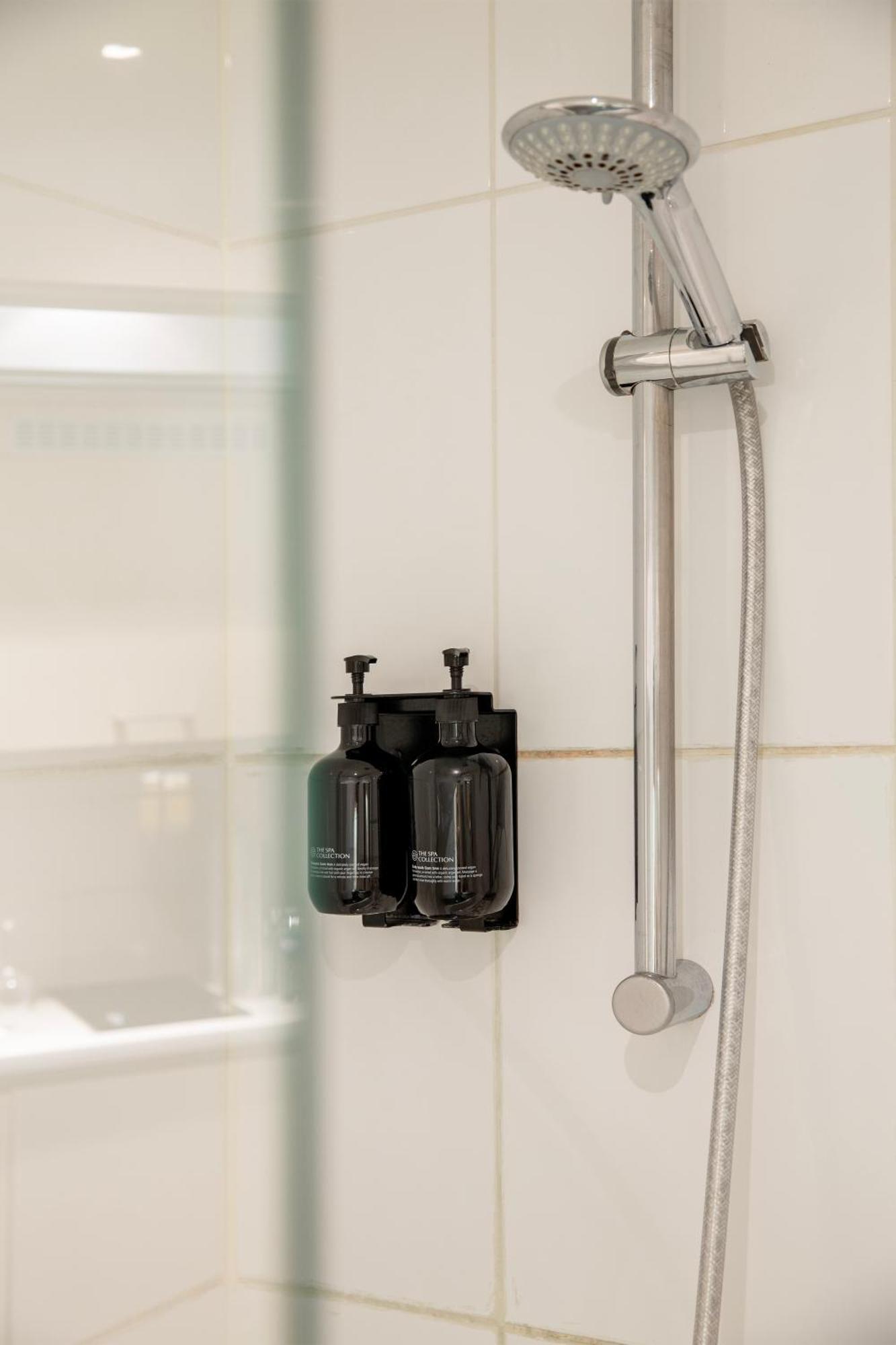 Diamant Suites Brussels Eu Etterbeek Экстерьер фото
