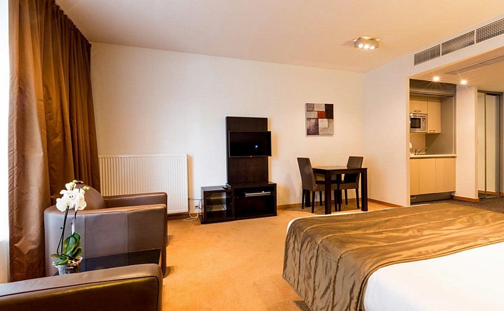 Diamant Suites Brussels Eu Etterbeek Экстерьер фото